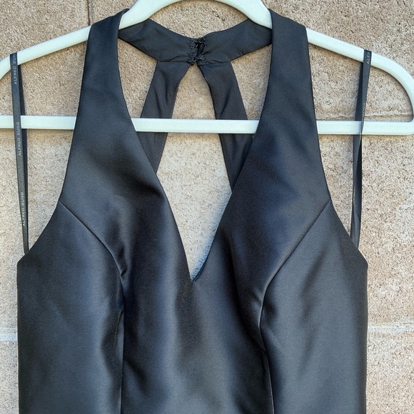 NWT Alfred Sung V-Neck Halter Satin Trumpet Dress Gown Size 6 D761 Black Party - Picture 6 of 10